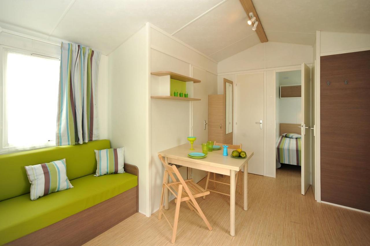 Camping Les Alberes - Maeva Laroque-des-Albères Exteriör bild